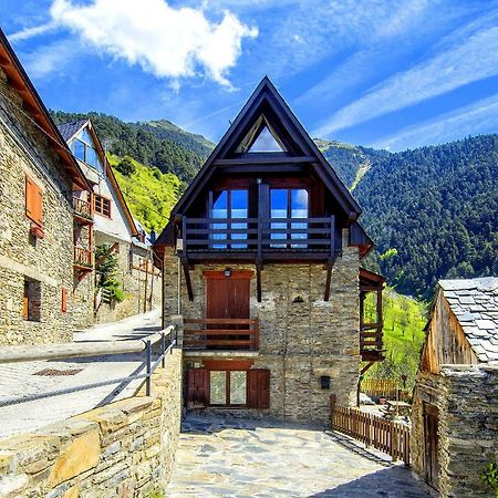Apartamentos Aran Montcorbau Buitenkant foto