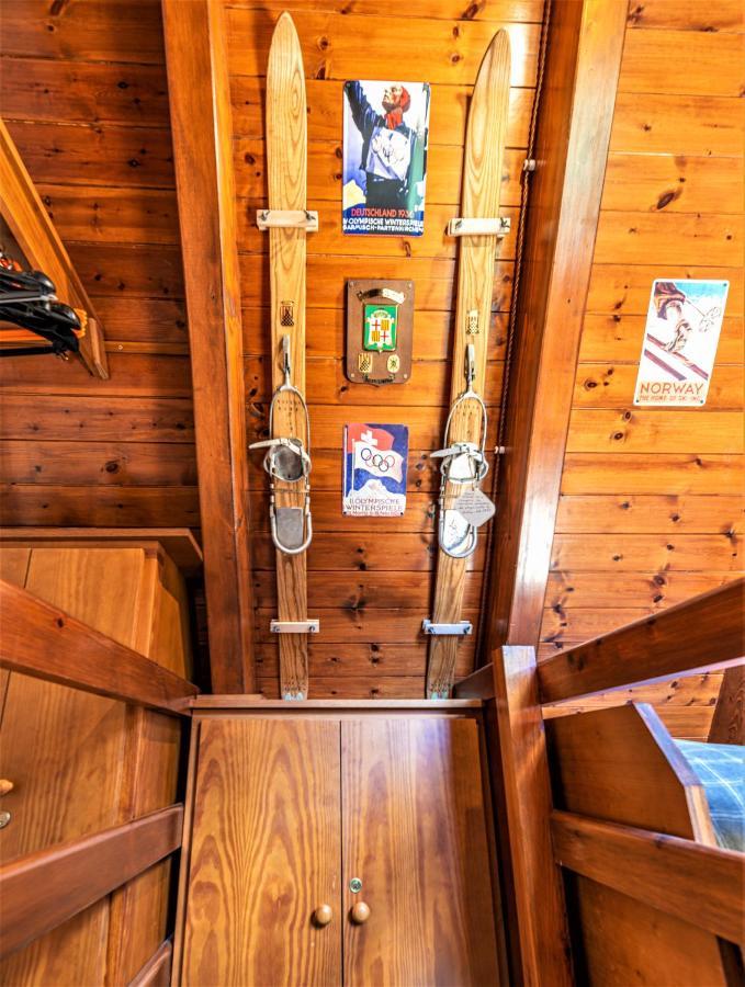 Apartamentos Aran Montcorbau Buitenkant foto